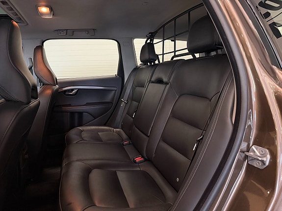 Volvo XC70 20 of 24