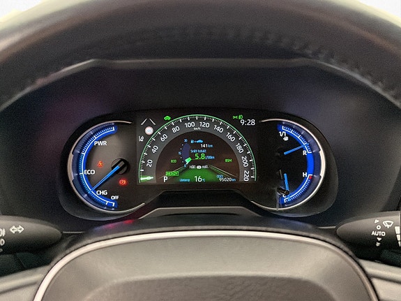 Toyota RAV4 16 of 30