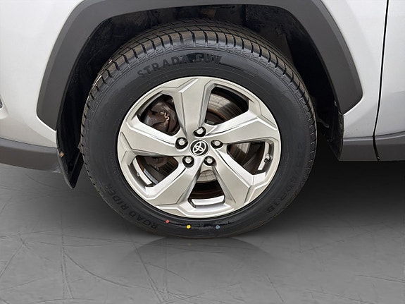 Toyota RAV4 29 of 30