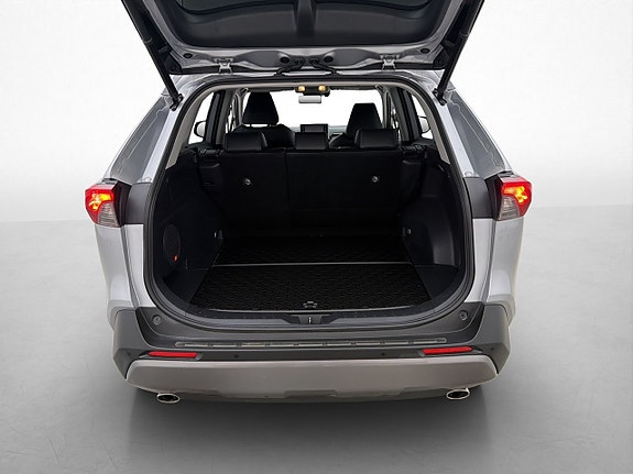 Toyota RAV4 26 of 30