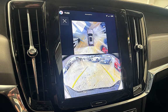 Volvo V90 18 of 30