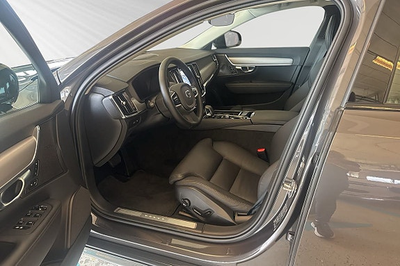 Volvo V90 7 of 30