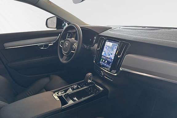 Volvo V90 10 of 30