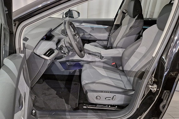 Skoda Enyaq 7 of 19