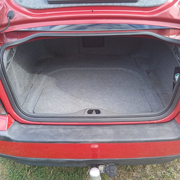Volvo S60 8 of 13