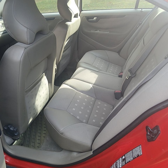 Volvo S60 7 of 13
