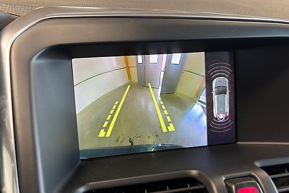 Volvo XC60 19 of 23