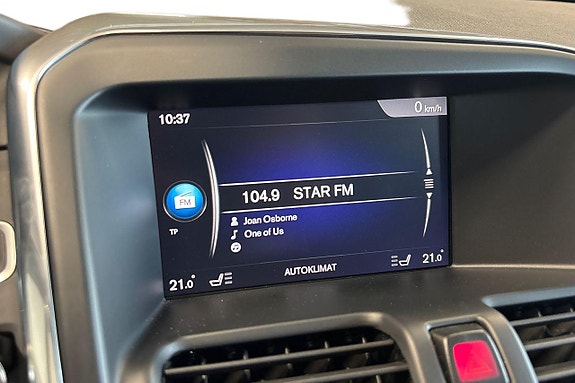 Volvo XC60 16 of 23