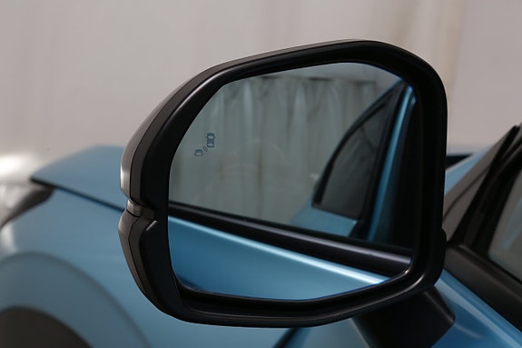 Honda e:Ny1 11 of 27