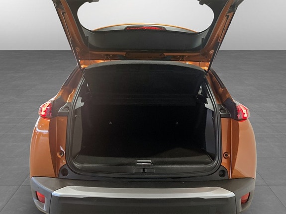 Peugeot e-2008 15 of 15