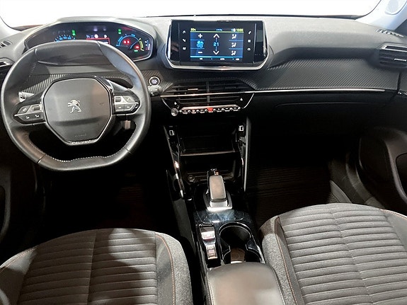 Peugeot e-2008 6 of 15