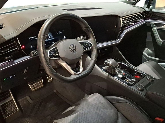 Volkswagen Touareg 10 of 26