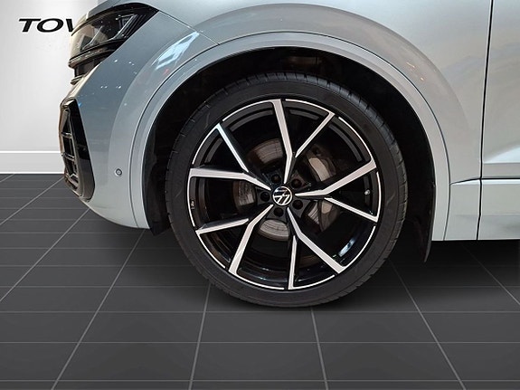 Volkswagen Touareg 9 of 26