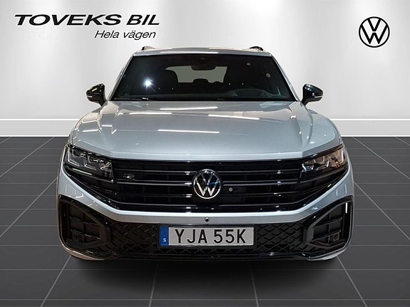 Volkswagen Touareg 8 of 26