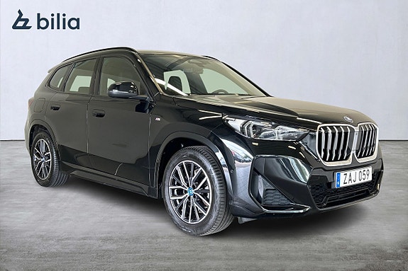 BMW X1 3 of 19