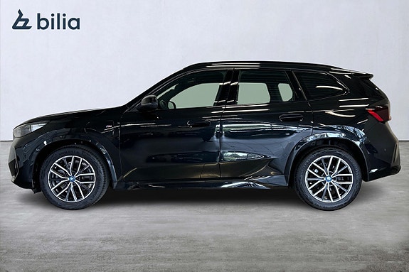 BMW X1 4 of 19