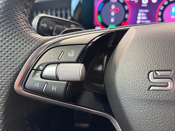 Skoda Superb 12 of 16