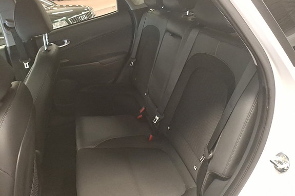 Hyundai Kona 7 of 9