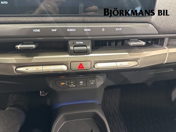 Kia EV3 13 of 14