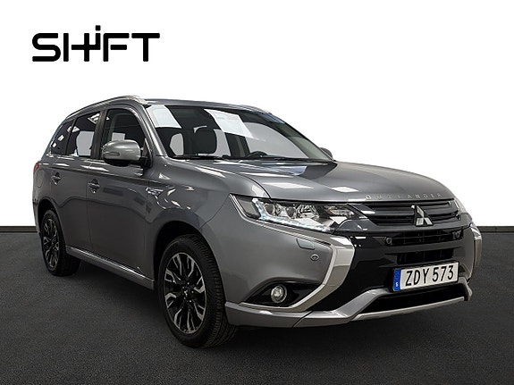 Mitsubishi Outlander 2 of 23