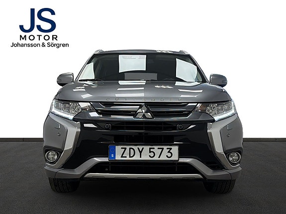 Mitsubishi Outlander 3 of 23