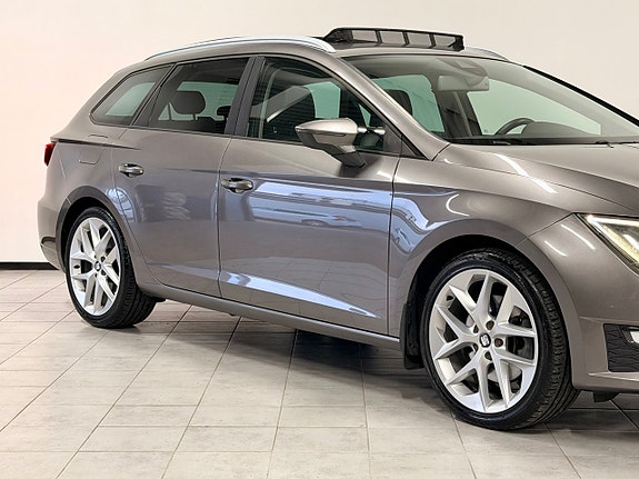 Seat Leon 2 of 28