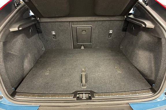 Volvo C40 24 of 30
