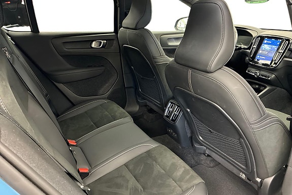 Volvo C40 16 of 30