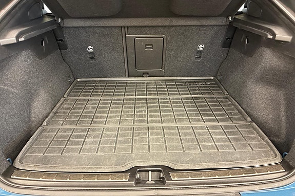 Volvo C40 22 of 30