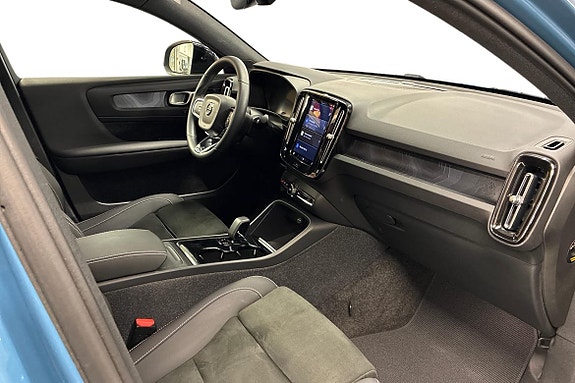 Volvo C40 14 of 30
