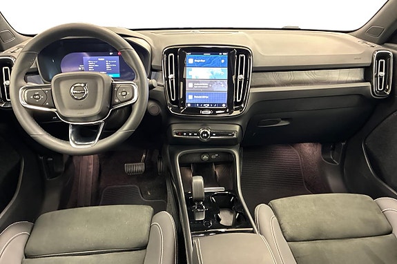 Volvo C40 18 of 30