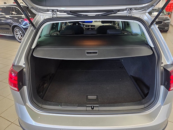 Volkswagen Golf Alltrack 7 of 23