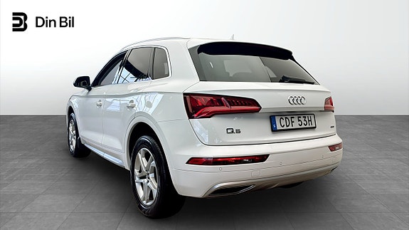 Audi Q5 3 of 12