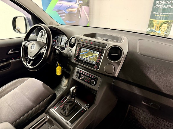Volkswagen Amarok 12 of 18