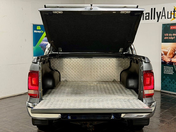 Volkswagen Amarok 15 of 18