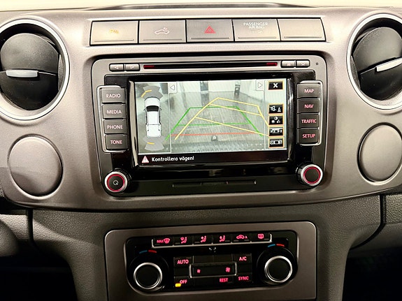 Volkswagen Amarok 16 of 18