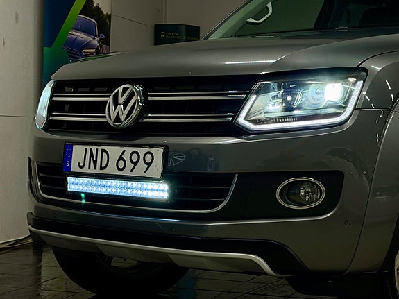 Volkswagen Amarok 3 of 18