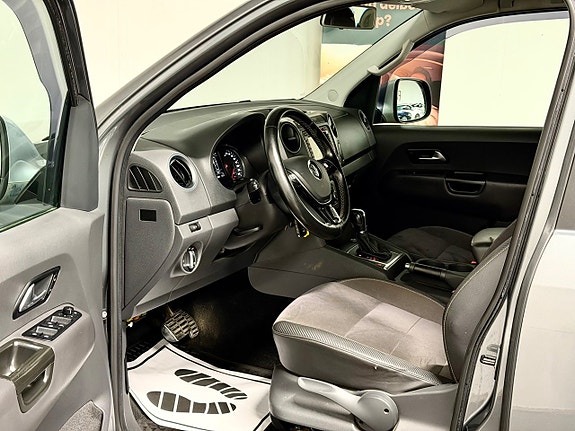 Volkswagen Amarok 9 of 18