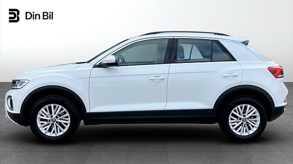Volkswagen T-Roc 2 of 15