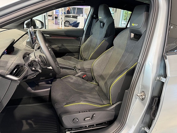 Skoda Enyaq Coupe RS 11 of 18