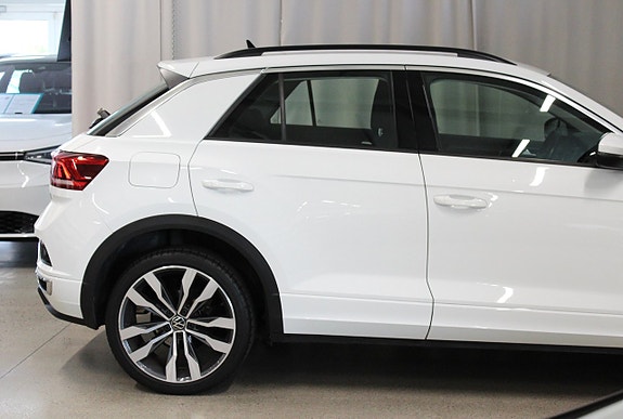 Volkswagen T-Roc 6 of 27