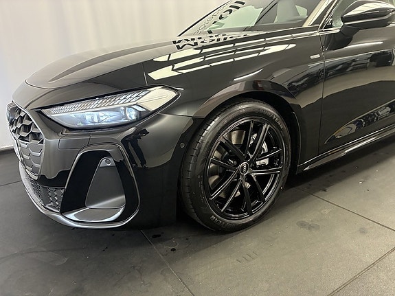 Audi A5 4 of 14