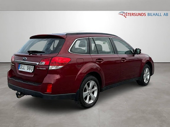 Subaru Outback 8 of 12