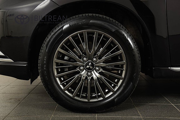 Mitsubishi Outlander 20 of 20