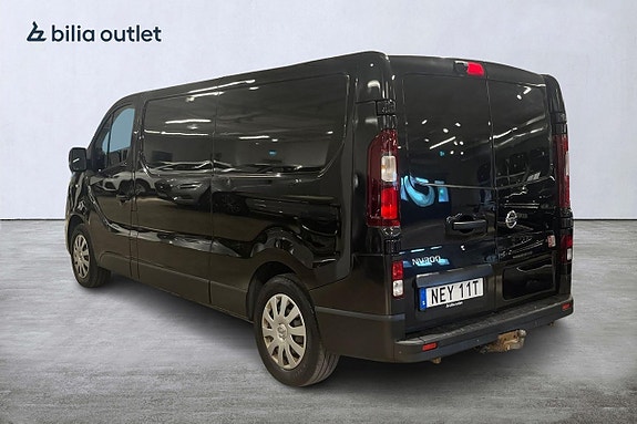 Nissan NV300 7 of 25