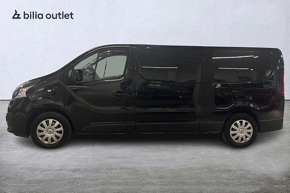 Nissan NV300 6 of 25