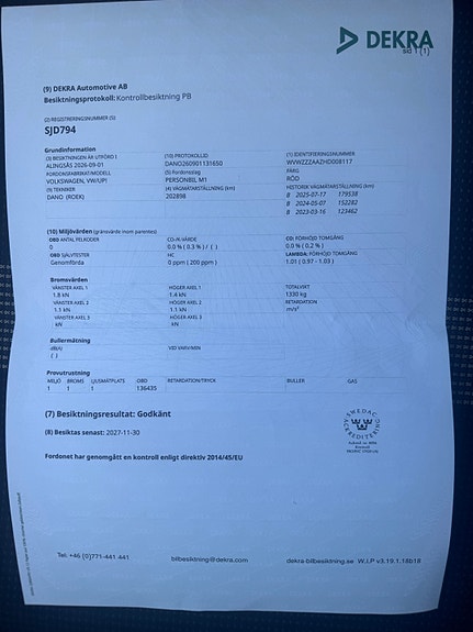Volkswagen UP! 8 of 8