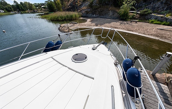 Princess 54 Flybridge 9 of 30