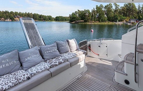 Princess 54 Flybridge 18 of 30