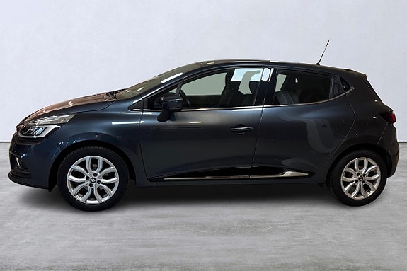 Renault Clio 2 of 11